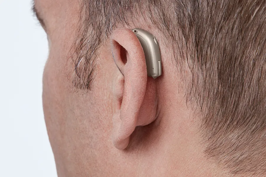 Audifono Oticon miniRITE visible